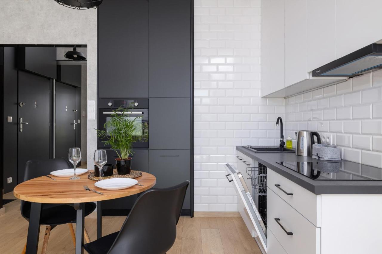 Krakow Studio With Parking & Terrace Near Zalew Bagry By Renters Prestige מראה חיצוני תמונה