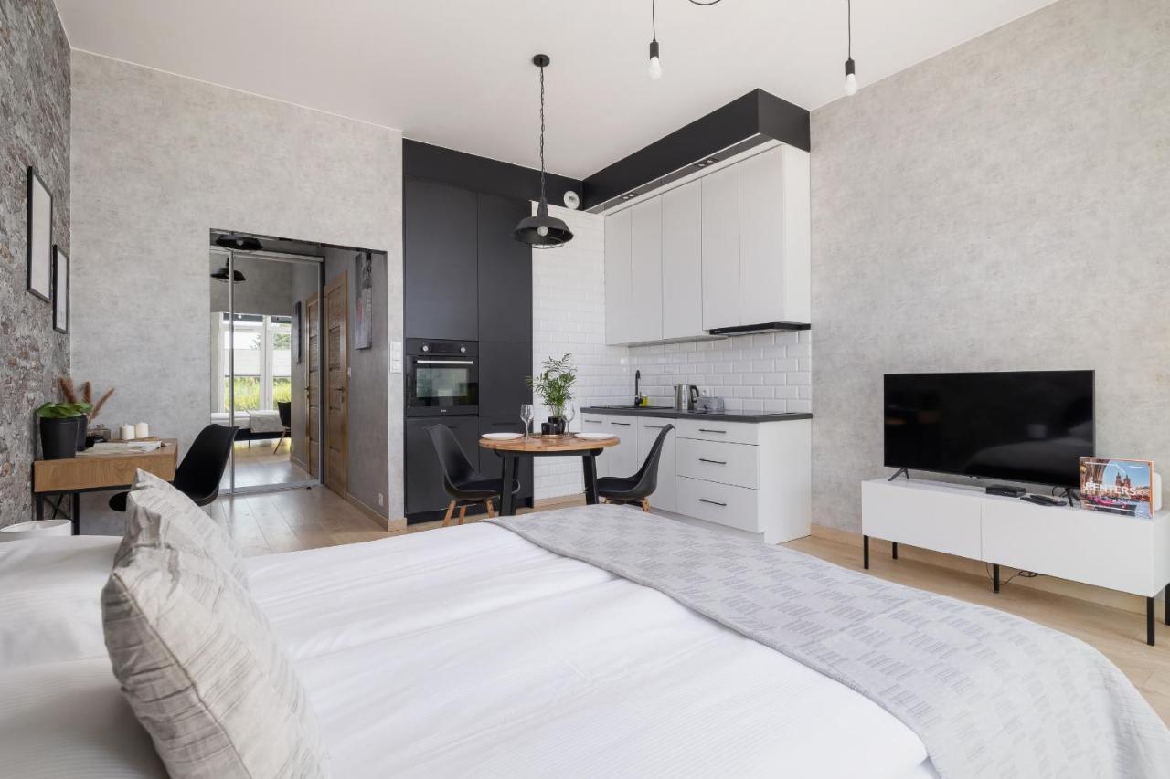 Krakow Studio With Parking & Terrace Near Zalew Bagry By Renters Prestige מראה חיצוני תמונה
