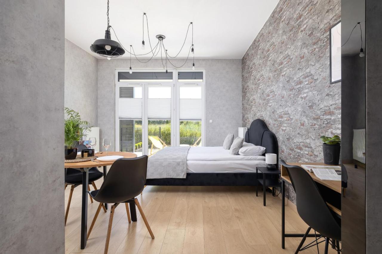 Krakow Studio With Parking & Terrace Near Zalew Bagry By Renters Prestige מראה חיצוני תמונה