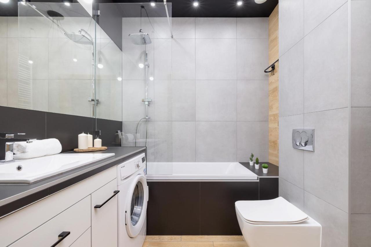 Krakow Studio With Parking & Terrace Near Zalew Bagry By Renters Prestige מראה חיצוני תמונה